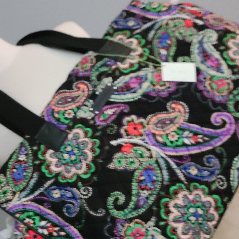 New with tags Kiev Paisley Triple Travel Bag with Charger Vera Bradley